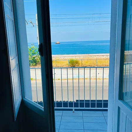 L'affaccio أمانتيا